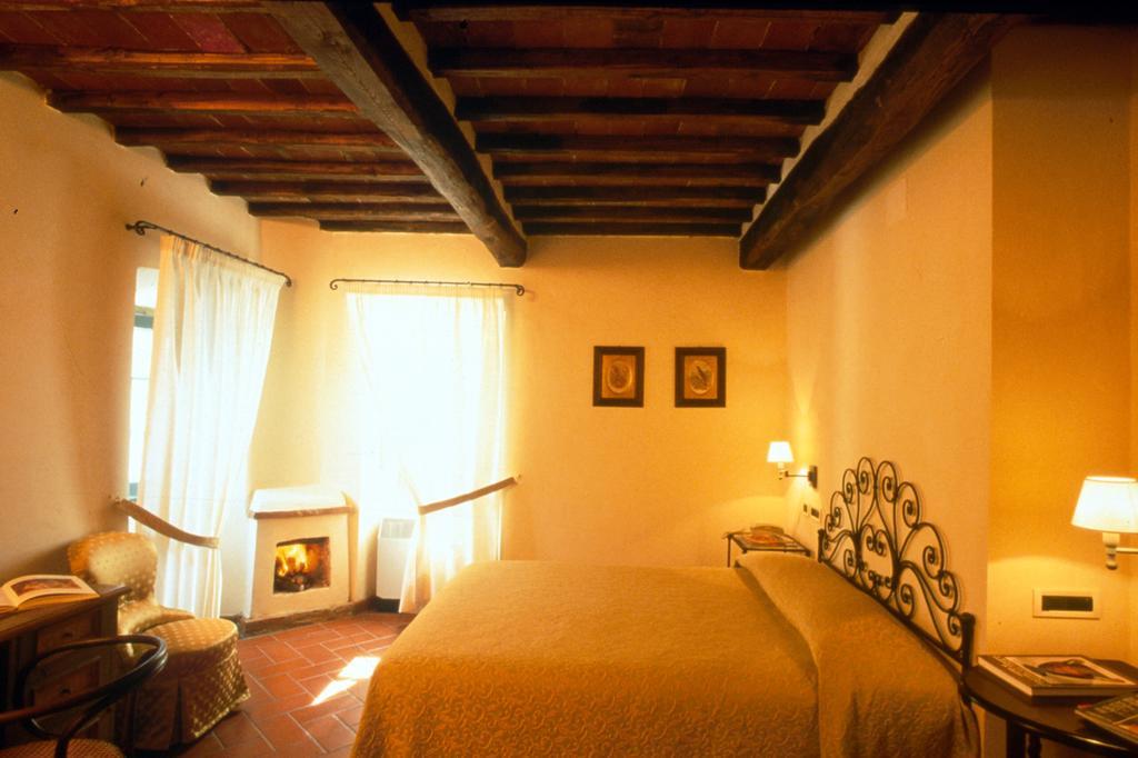 Hotel Relais Torre Santa Flora Subbiano Esterno foto