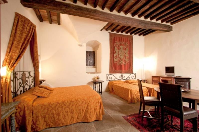 Hotel Relais Torre Santa Flora Subbiano Esterno foto